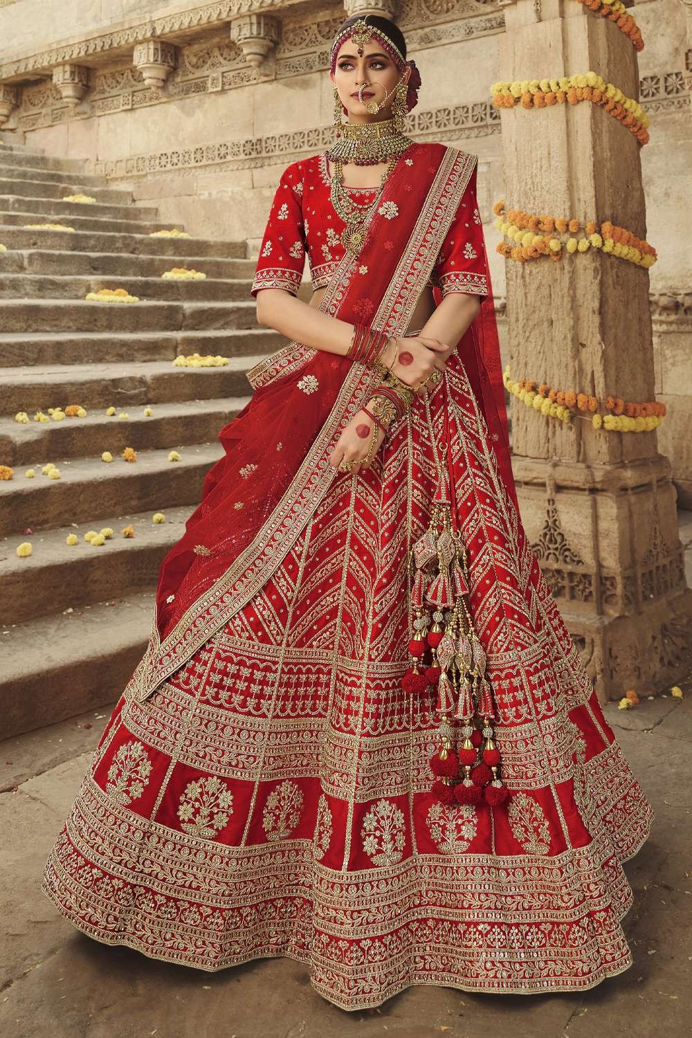 Pin on Indian Blouses - Wedding Inspiration