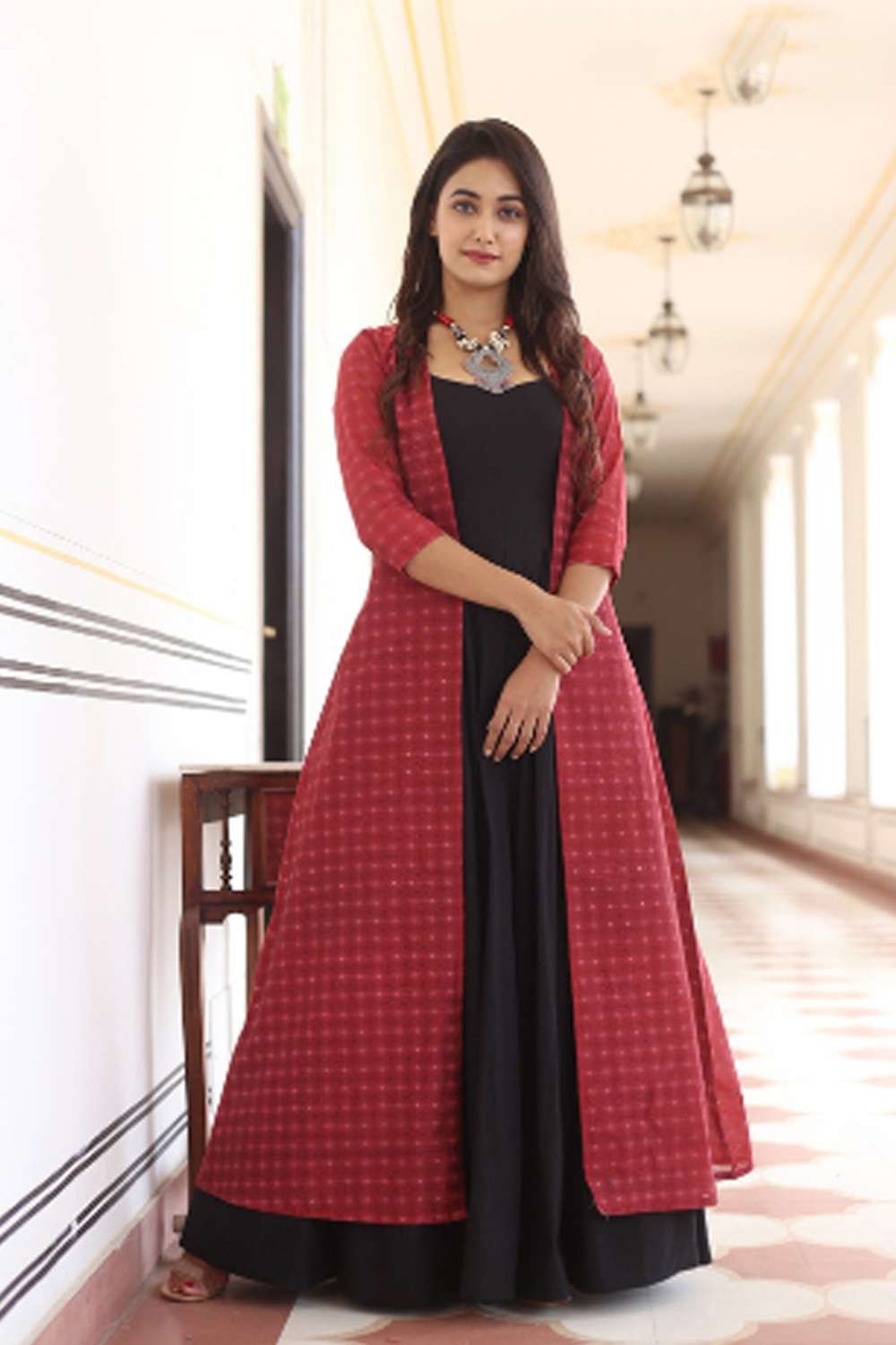Valentine's Date outfit ideas - Red and Black dress | Fashionmate | Latest  Fashion Trends in India