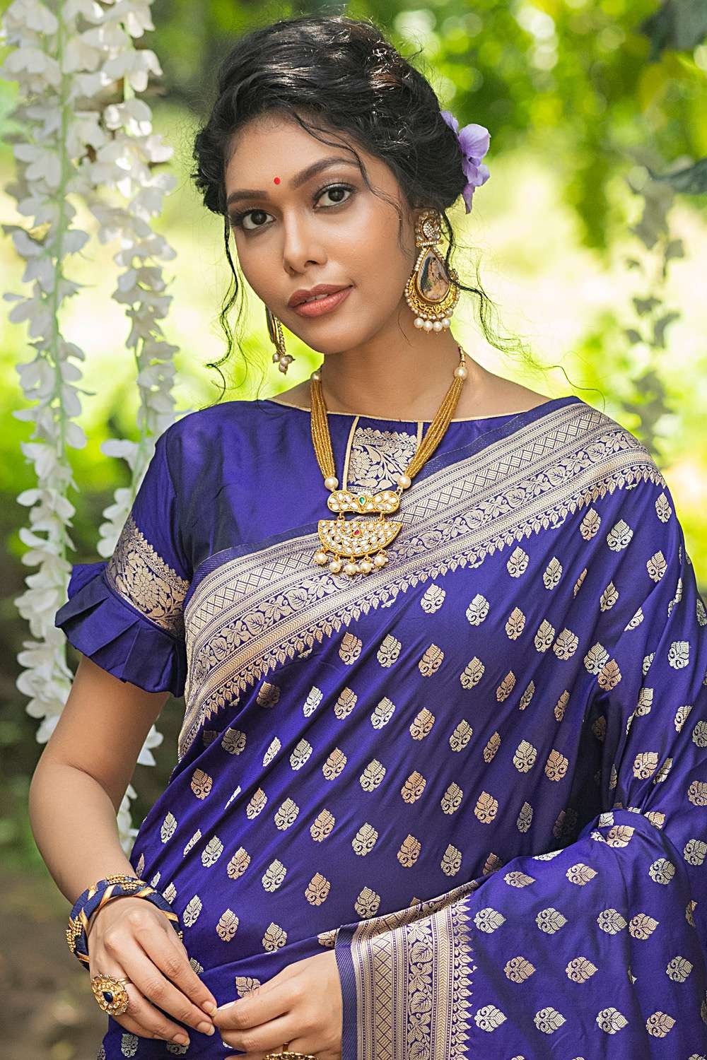 Royal blue and green very unique combination | Indian bridal sarees, Pre  bride, Indian bridal