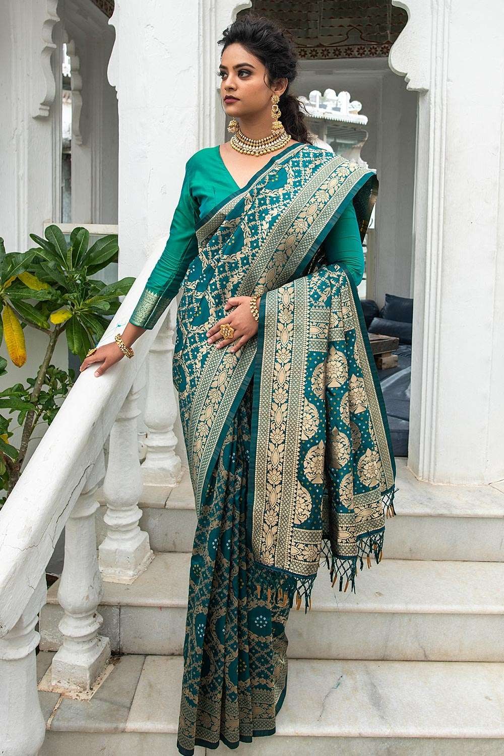 Buy Wedding Saree | Green Golden Sequence Embroidered Wedding Saree At  Hatkay