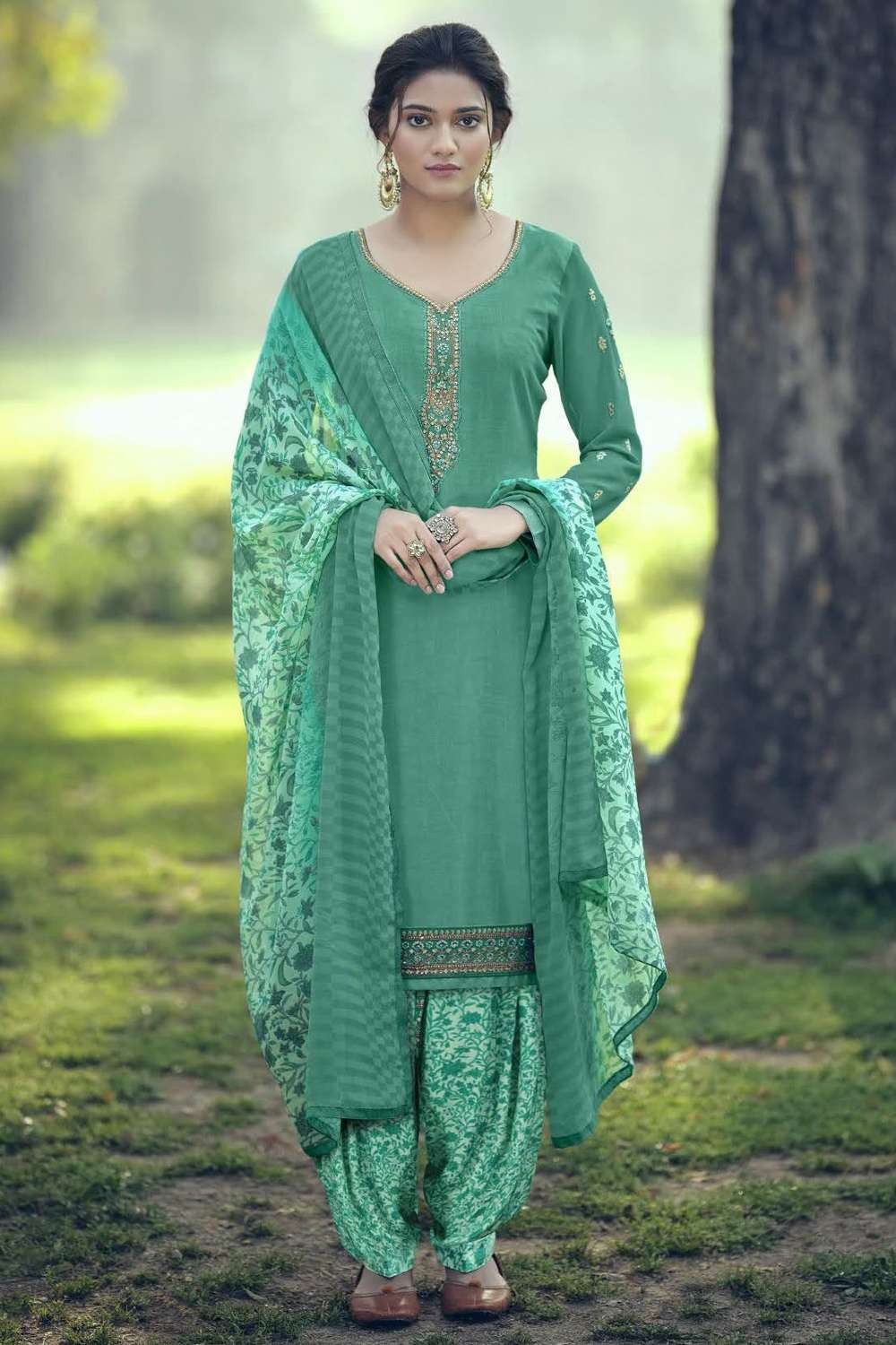 Beautiful White Rayon Salwar Kameez Pakistani Designer Patiyala Suit Women  Dress | eBay