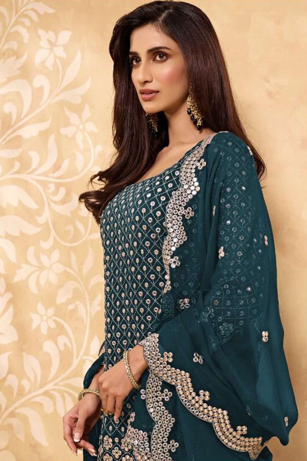 MDB 025913 ( Heavy Pakistani Sharara Suit ) | Blue sharara, Sharara set,  Punjabi suit boutique
