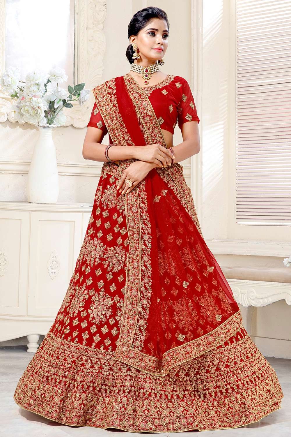 Velvet Silk Pleasing Maroon Embroidered And Diamond Work Designer Lehenga  Choli at Rs 5995 in Surat