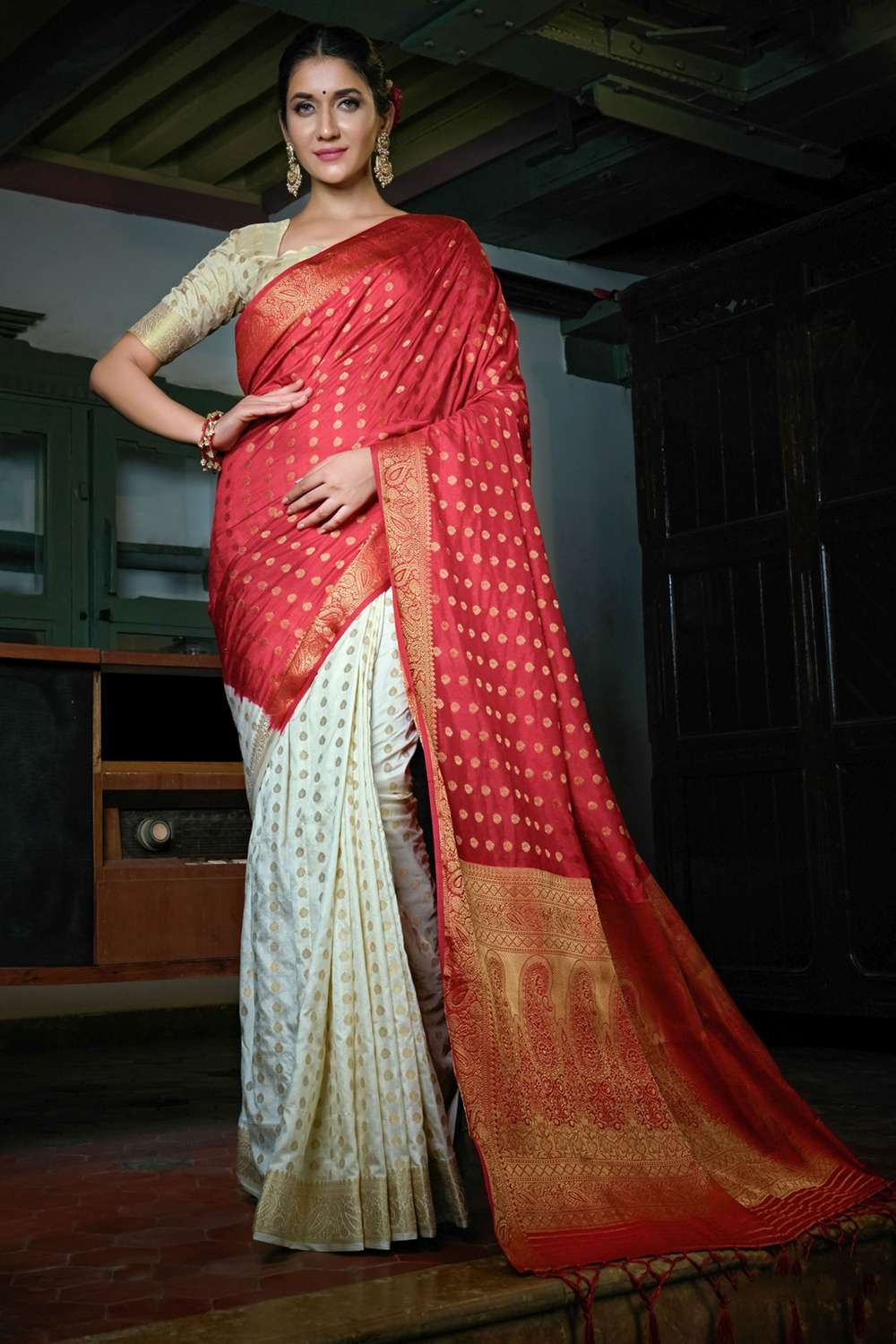 Off white Satin and silk South Indian Saree with Weaving - SR20563