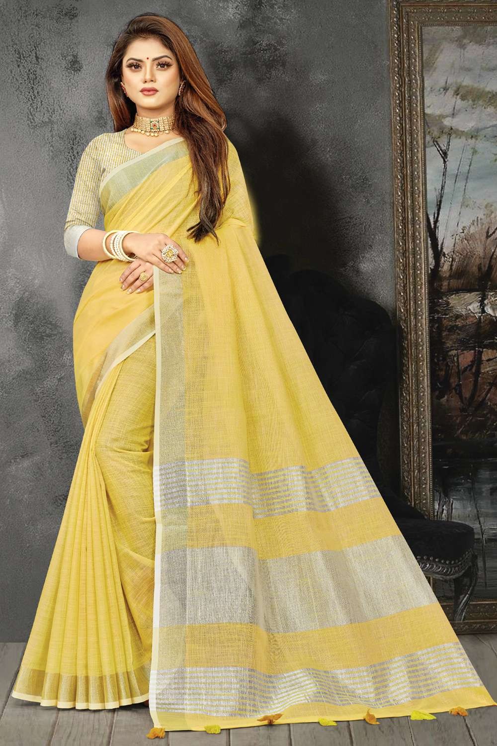 Women's Yellow Silk Maheshwari Handloom Saree with fine Checks Design &  Zari Border - Maahishmati | Saree, Yellow saree silk, Stylish sarees