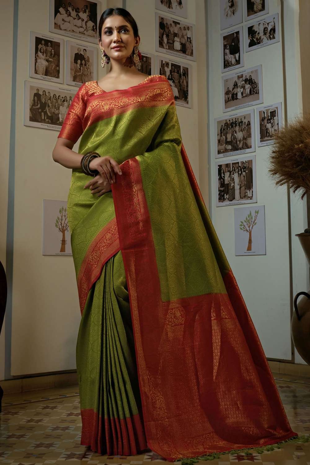 Buy Green Blouse Chanderi Embroidery Floral Mandira Pre-draped Saree With  For Women by Show Shaa Online at Aza Fashions.