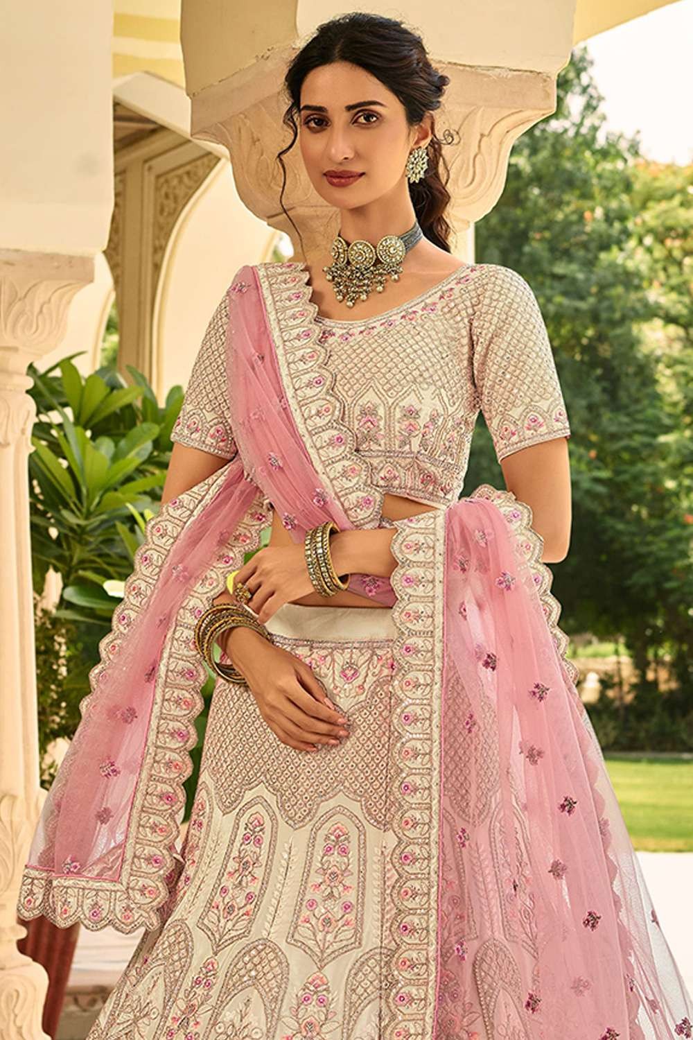 Bridal Megenta Pink Hand Embroidered Indian Wedding Lehenga With Floral Jal  Embellished Blouse Paired With Light Pink and Dark Pink Dupatta. - Etsy  Finland