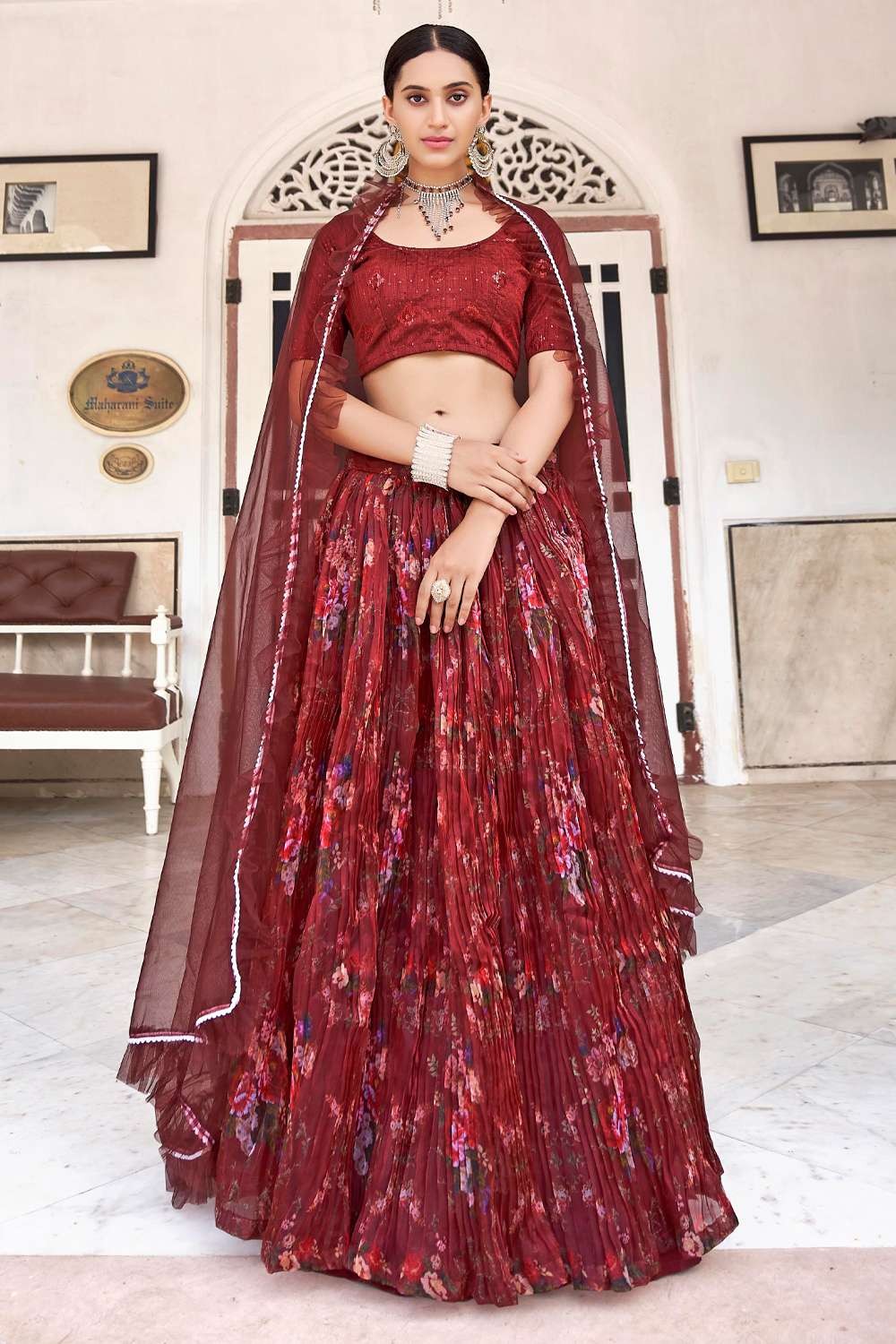 Amazing Bridal Maroon Lehenga Choli Golden Work Lengha Dress Sari Saree  Party | eBay