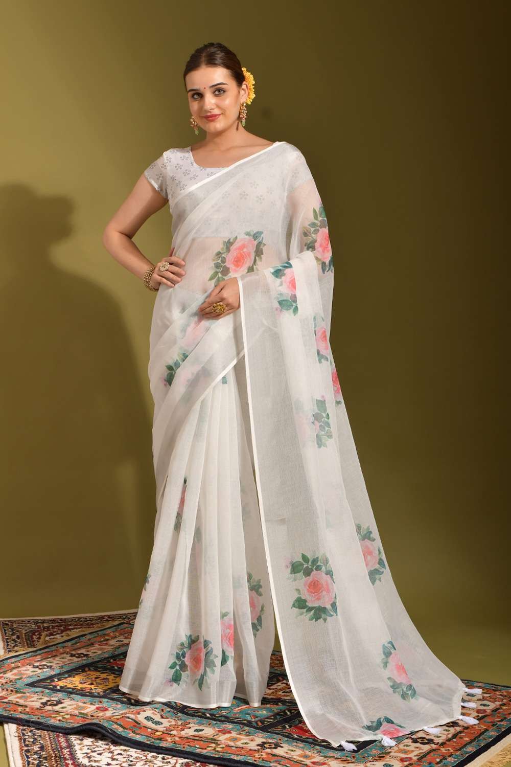 Visakha White Linen Silk Saree – Zariknyaa