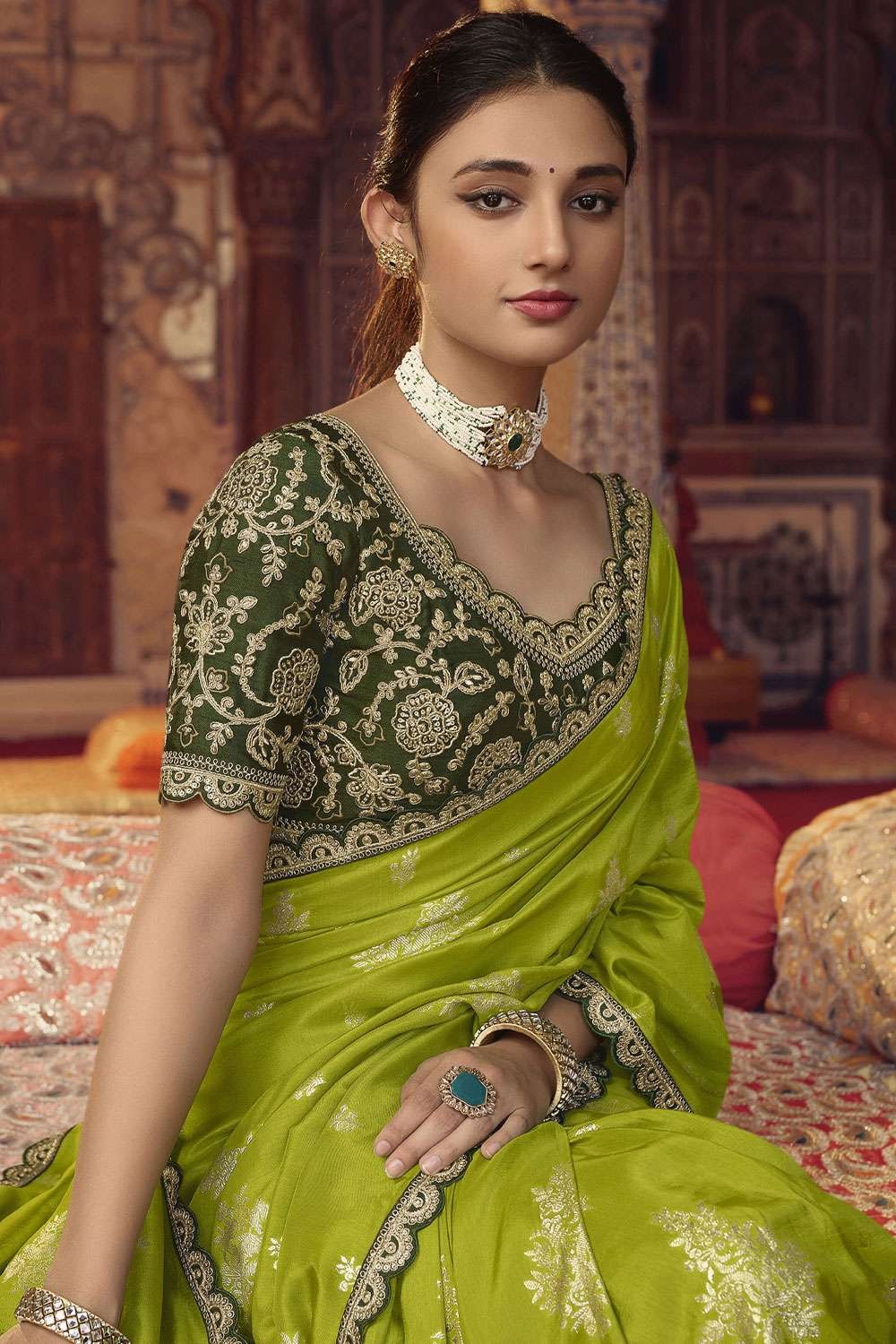 Light Green Saree & Blouse With Golden Zari Weaving Banarasi Beautiful –  garment villa