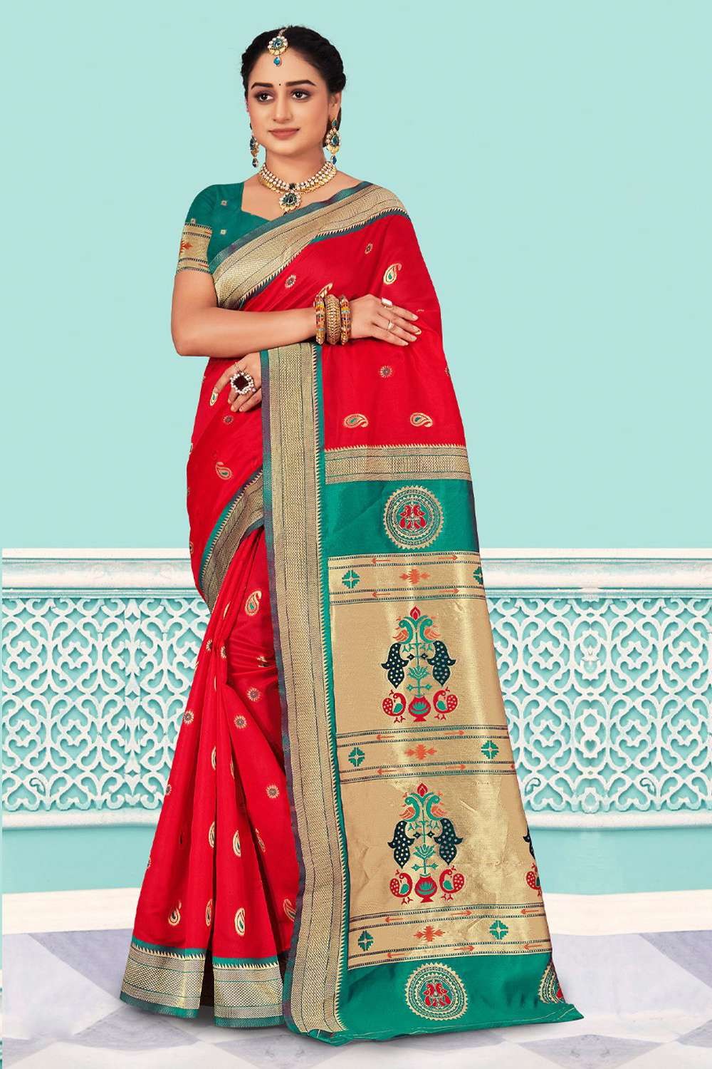 Zari Work Wedding Wear Beautiful Red Kanjivaram Silk Saree, With Blouse  Piece, 5.5 m (separate blouse piece) at best price in Surat