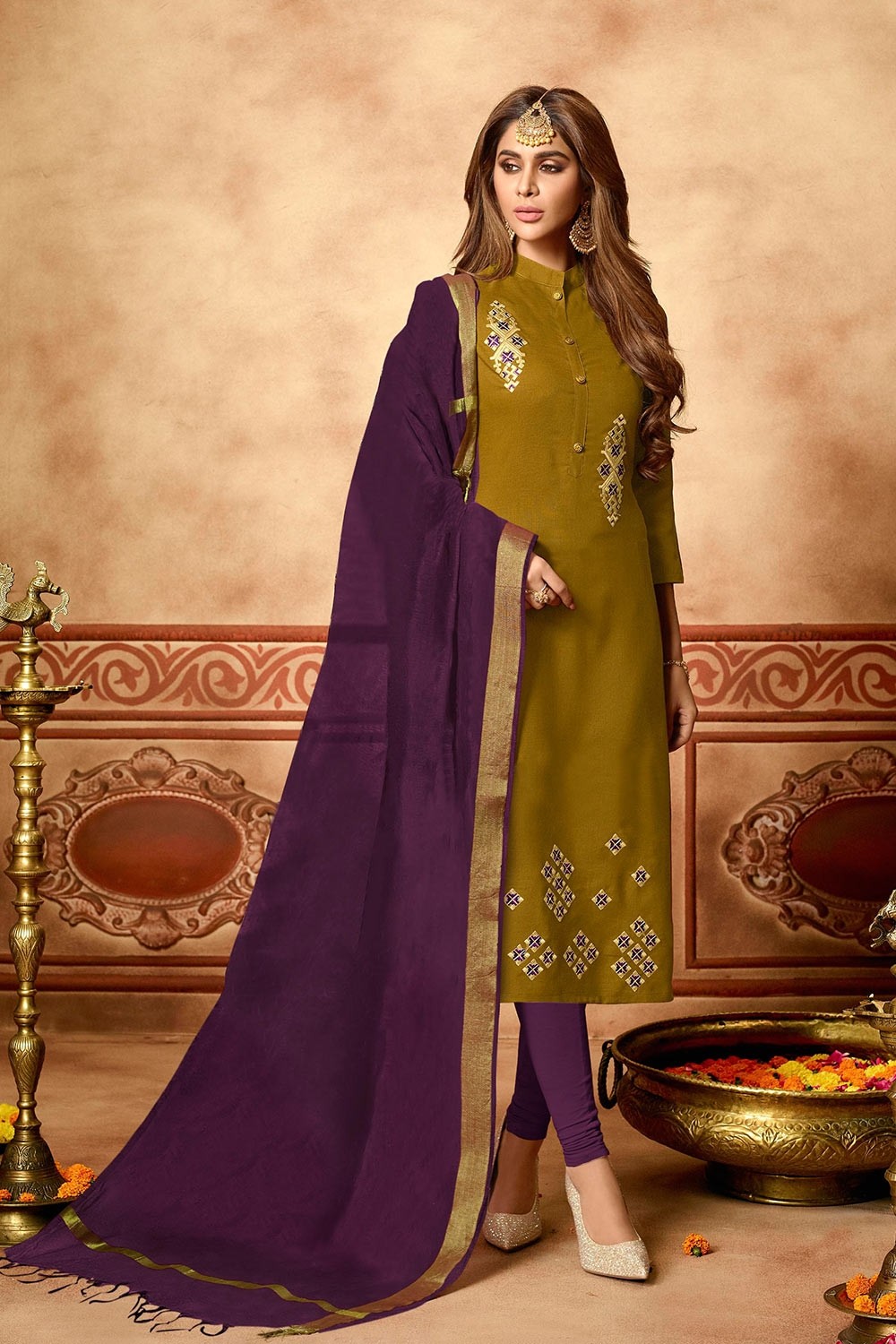 Ladies Georgette Semi Stitched Suit with Printed Dupatta at Rs 1700 | Magob  | Surat | ID: 2851523821130