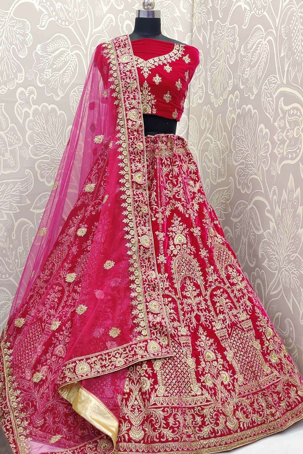 Buy Online Pink Color Net Designer Bridal Lehenga Choli -lovelyweddingmall.com