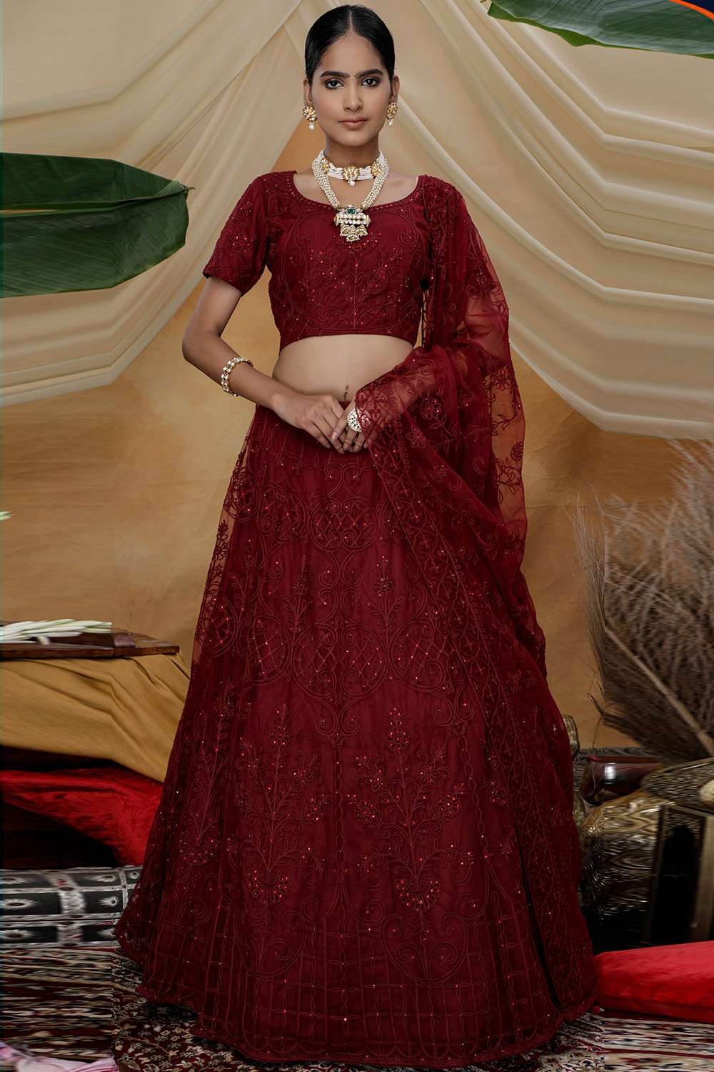 HEAVY 5000 VELVET Semi-Stitched Livewear Ladies Wedding Designer Lehenga,  Size: Free Size at Rs 2149 in Surat