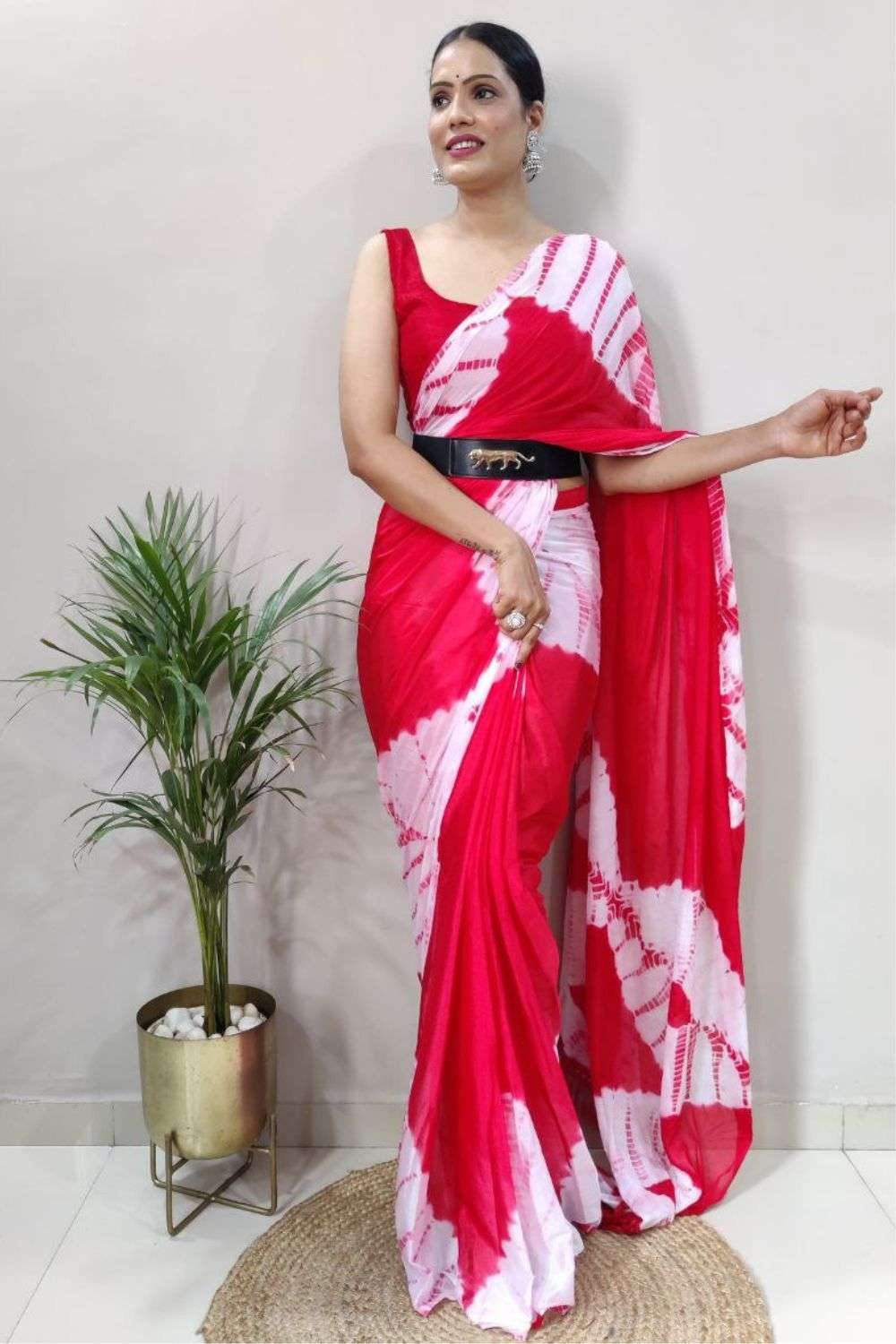 Shop Geroo Jaipur Red Silk Lehriya Saree for Women Online 39591502