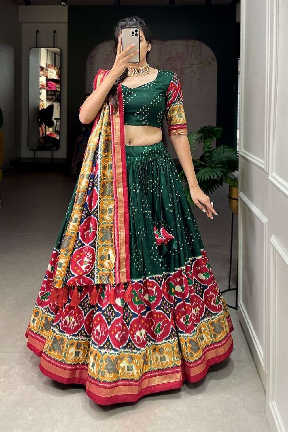 Search results for: 'under rating pink 1500 lehenga'