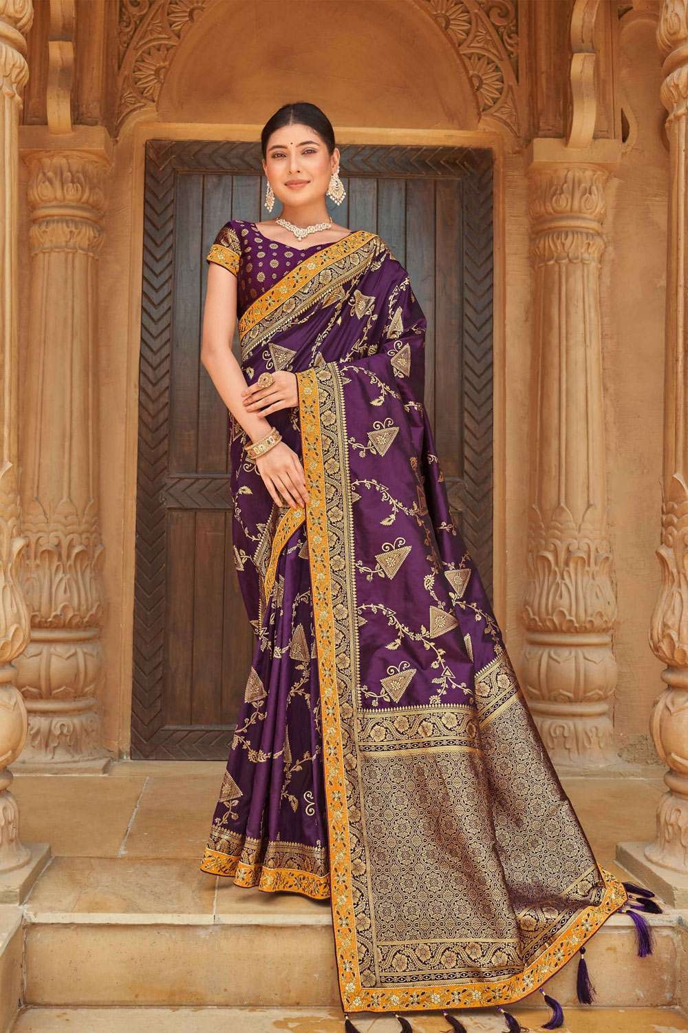 Ladies Purple Banarasi Silk Saree, 5.5 m (Separate Blouse Piece) at Rs 375  in Surat