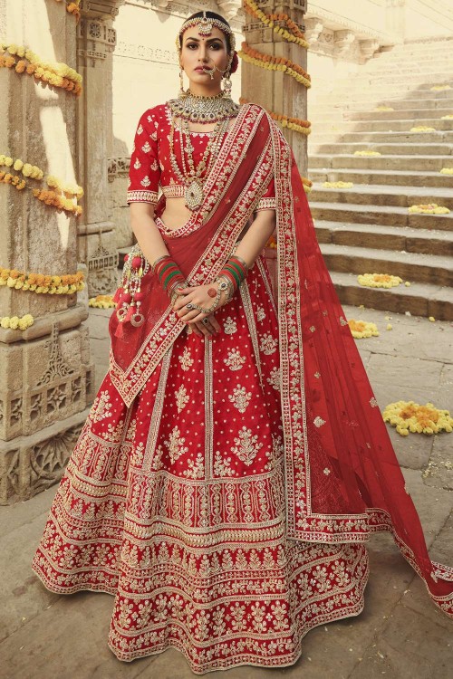An Ode to Rich Culture: Decoding the Punjabi Bridal Look | WeddingBazaar